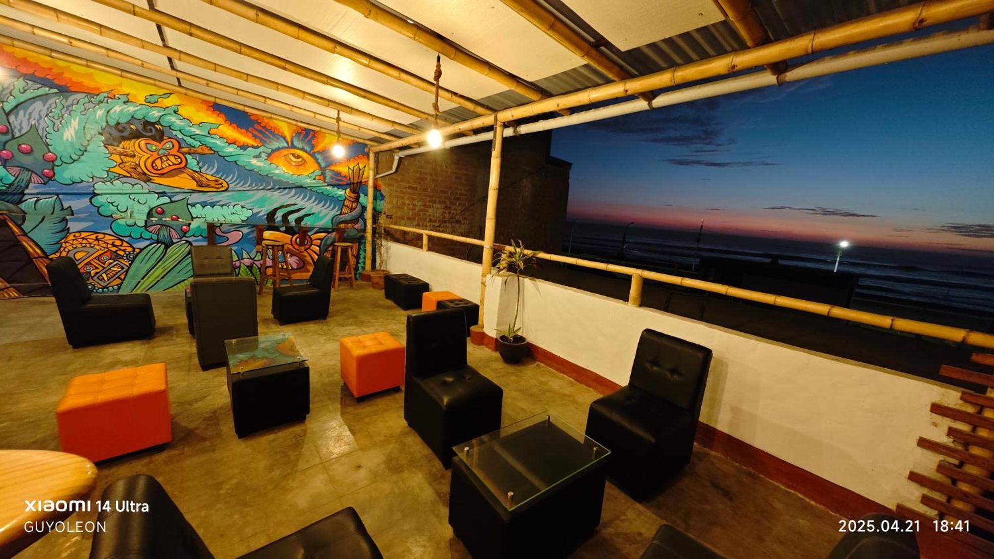 Yellow House Huanchaco Exterior foto